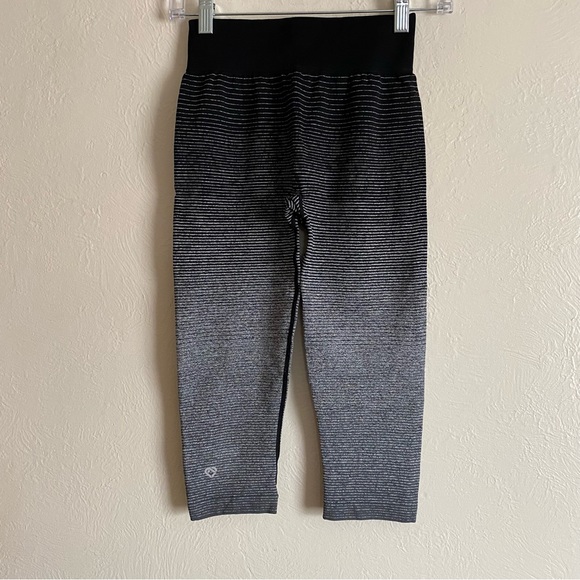 Colosseum gradient crop leggings - Picture 1 of 3